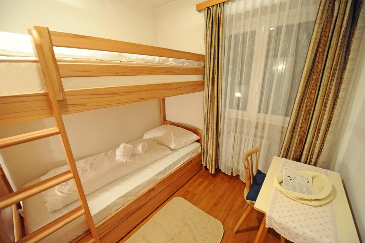 Apartments Valverda โอติเซ ภายนอก รูปภาพ